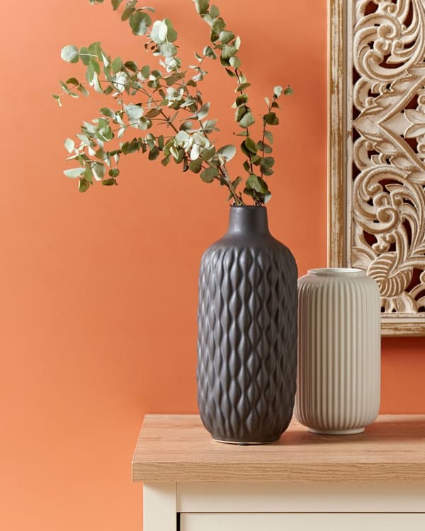 Vase Svart Steintøy 31 cm Mønstret struktur Dekorasjon Tilbehør Glamour Blomstervase Innredning Gang Stue Soverom