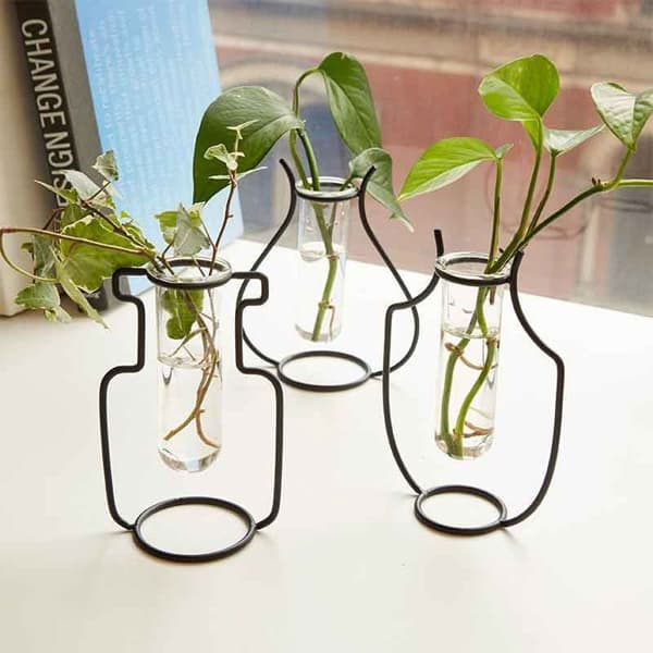 Järnvas - amphora soliflore - industriell stil