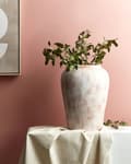 Miniatyrbillede 2 af 6: Dekorativ vase off-white 42 cm terracotta slidt finish urne håndlavet rustik