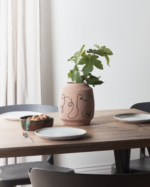 Blomvas Sandbeige Stengods Abstrakt Motiv Inomhusdekoration Modern Design Vattentät