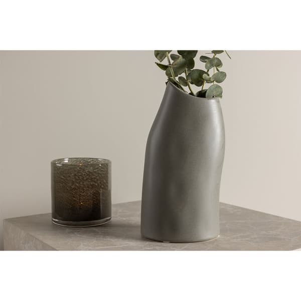 Ernst vase mørkegrå.