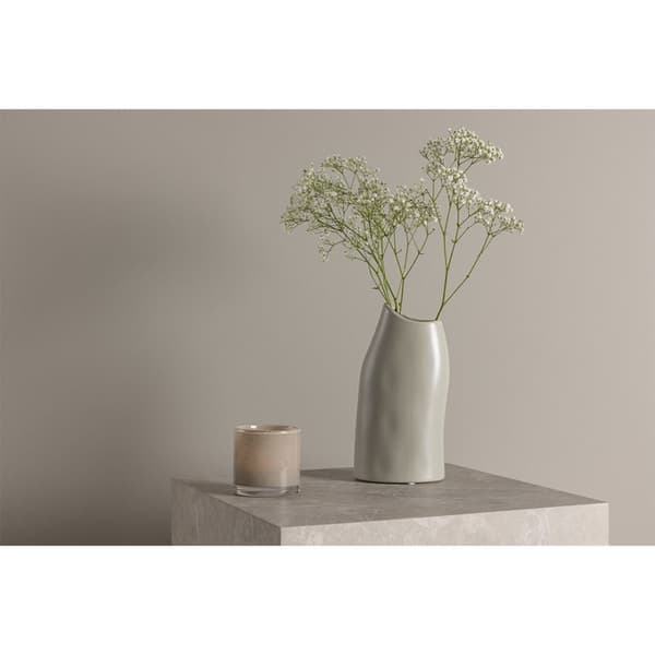 Ernst vase lysegrå.