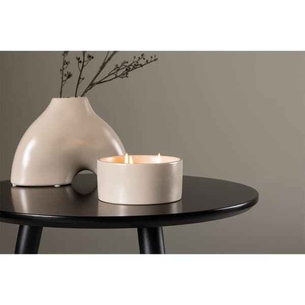 Douglas telysholder med duftlys beige.