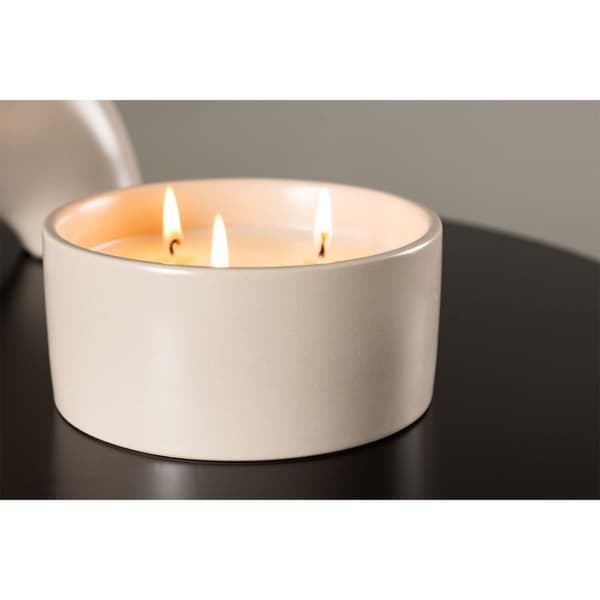 Douglas telysholder med duftlys beige.