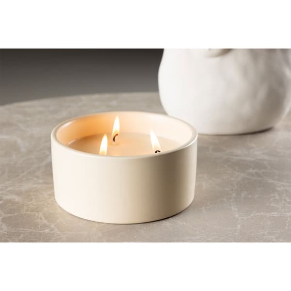 Douglas telysholder med duftlys beige.