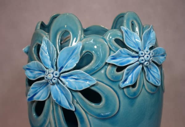 Turkis vase med blomstermotiv med antik finish, 32 cm