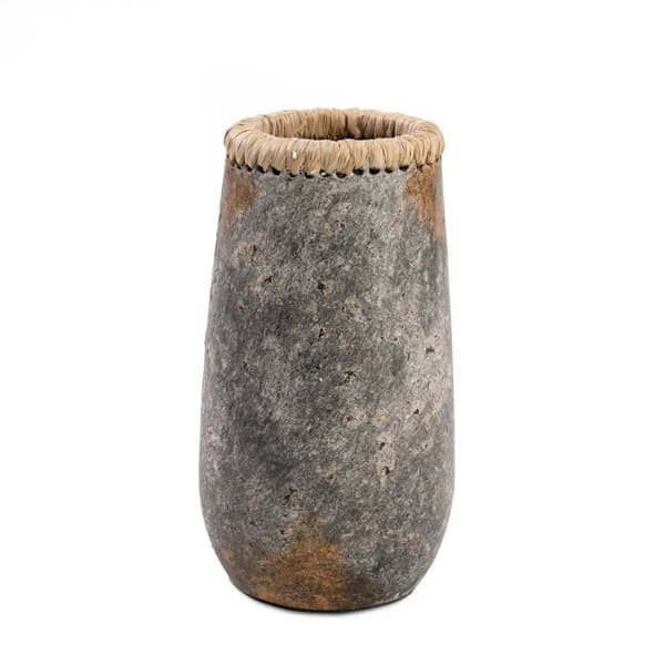 Rootz Sneaky Vase - Antik Grå Vase - Slank Terracotta Vase - Ideel til tørrede blomster - 14 cm x 14 cm x 26 cm