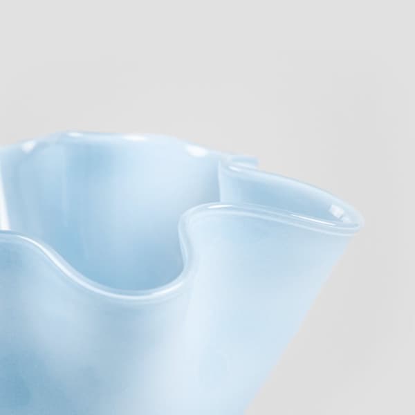 Vase | MODERNE HAMPTONS | glas blåt med bølger | 19x22,5cm | 729836