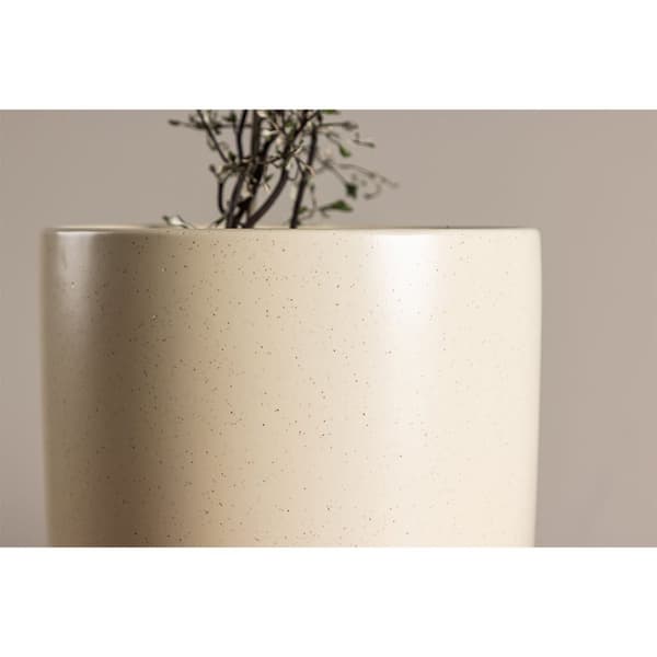 Sane urtepotteskjuler beige.