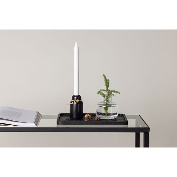 Ulricehamn ljusstake med LED-ljus svart.