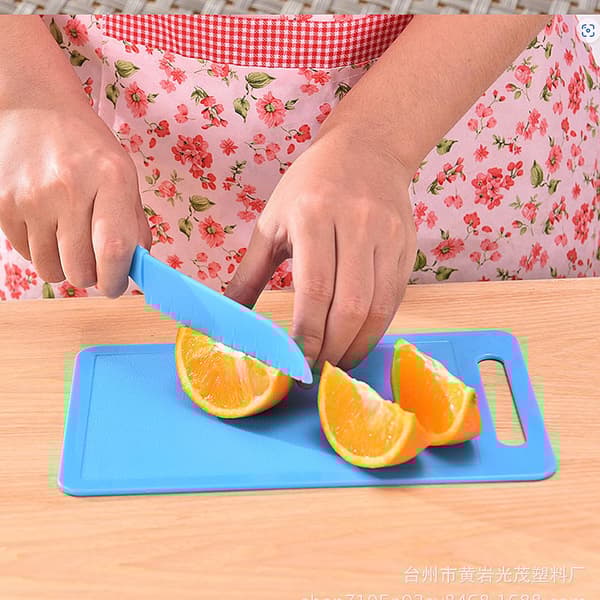 Fruktkniv i plast 21 cm - Flera färger
