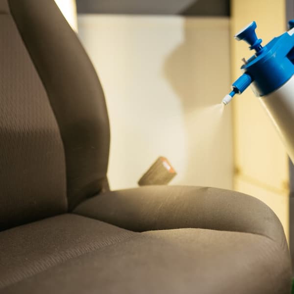 ProElite UP-Cleaner 1L Pesuaine kattoverhoilun ja auton verhoilun pesuun