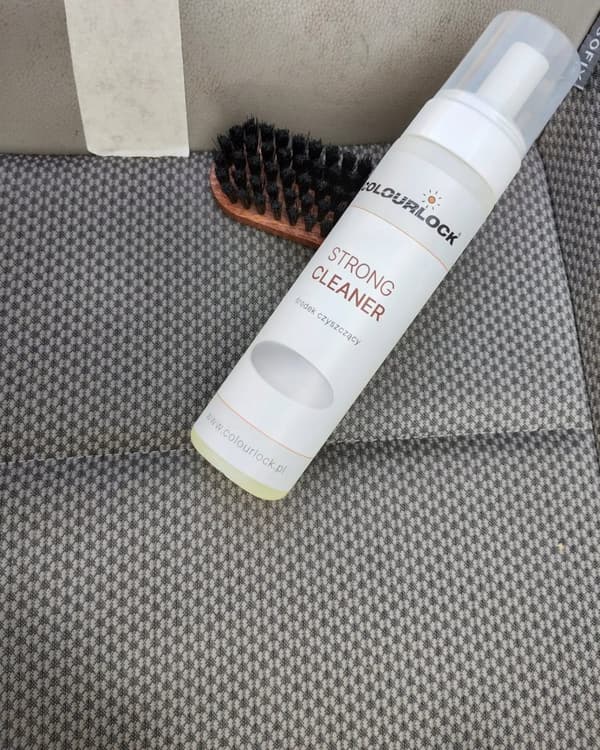 COLOURLOCK Strong Cleaner 1L Rengöringsmedel för lädersätesklädsel i bilen