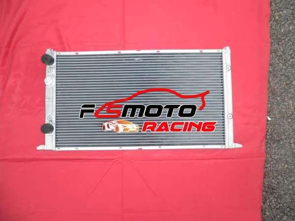 Alumiinijäähdytin, sopii VW Golf MK3 GTI 1994-1998, 2 rivin muotoilu, optimoitu jäähdytys