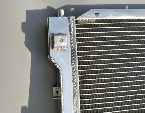Aluminiumradiator, højtydende køling, letvægtskonstruktion, forbedret kompatibilitet