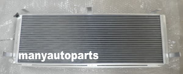 Aluminium Luft-til-Vand Intercooler Varmeveksler, Optimeret Køleydelse, Robust Konstruktion, Perfekt Pasform