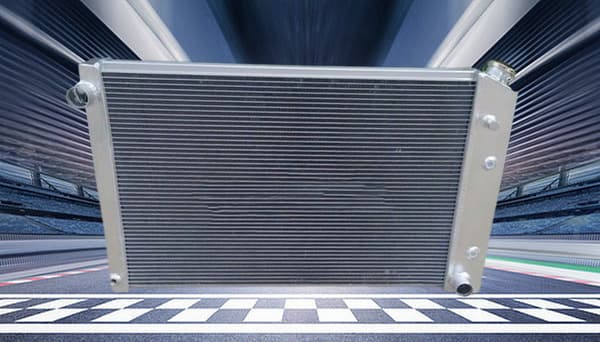 Aluminiumkylare, 3 rader, 478 mm x 717 mm x 50 mm kärnstorlek, dubbla fläktar ingår