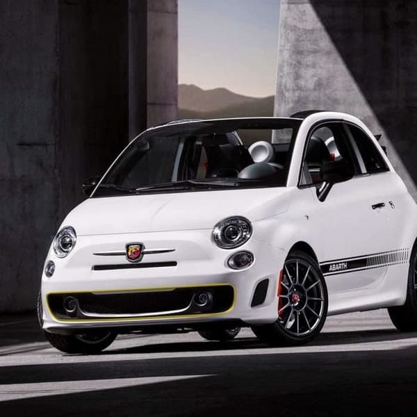 Självhäftande profil - Fiat - 500 Abarth - Gul - 3 mm x 300 cm - 1 rengöringsduk