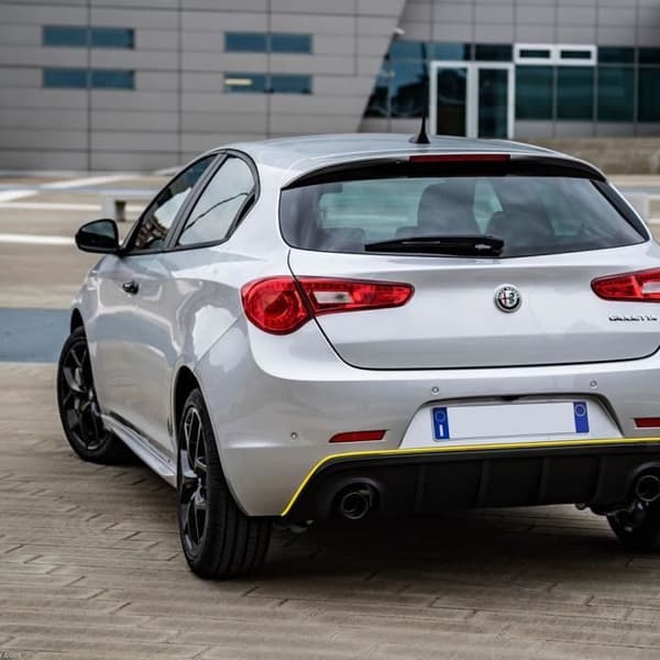 Bakre självhäftande profil för Alfa Romeo Giulietta bil, gul