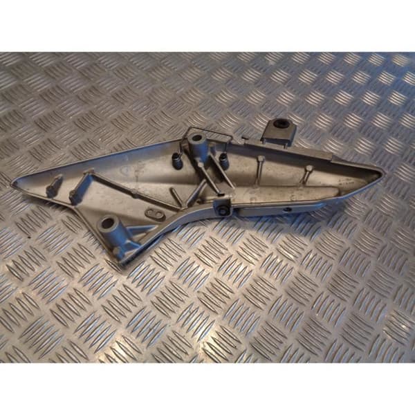 tallriksstöd höger bak fotchock skoter honda fjs 600 silverwing 2002- USED