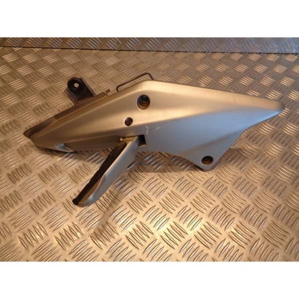 tallriksstöd höger bak fotchock skoter honda fjs 600 silverwing 2002- USED