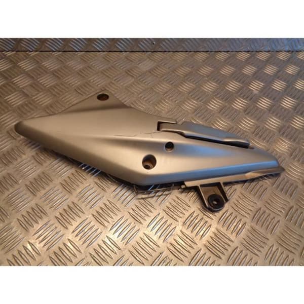 tallriksstöd höger bak fotchock skoter honda fjs 600 silverwing 2002- USED