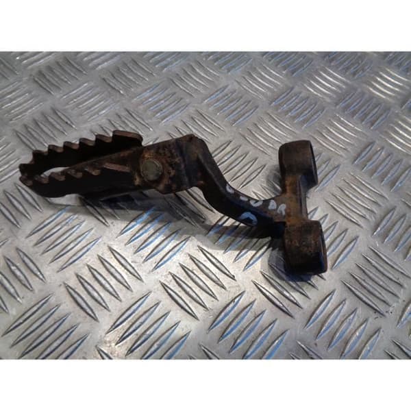 tallriksstöd höger fram fotblock motorcykel suzuki 650 dr- USED