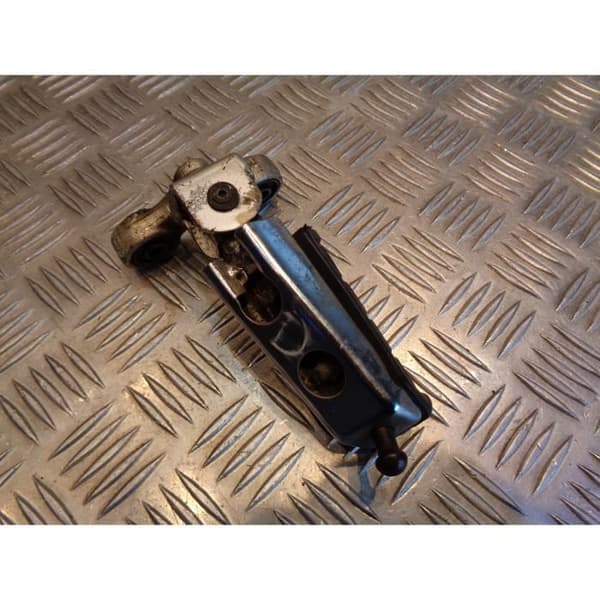 plåtstöd höger fram fotblock motorcykel yamaha 1200 fj 3cx- USED