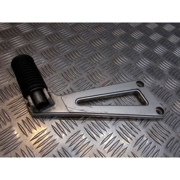plåtstöd höger bak fotblock motorcykel suzuki 650 dr sp43a- USED