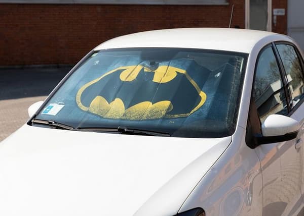 Tataway solskydd för bil 130 x 70 cm Superhjälte Batman Gul Svart