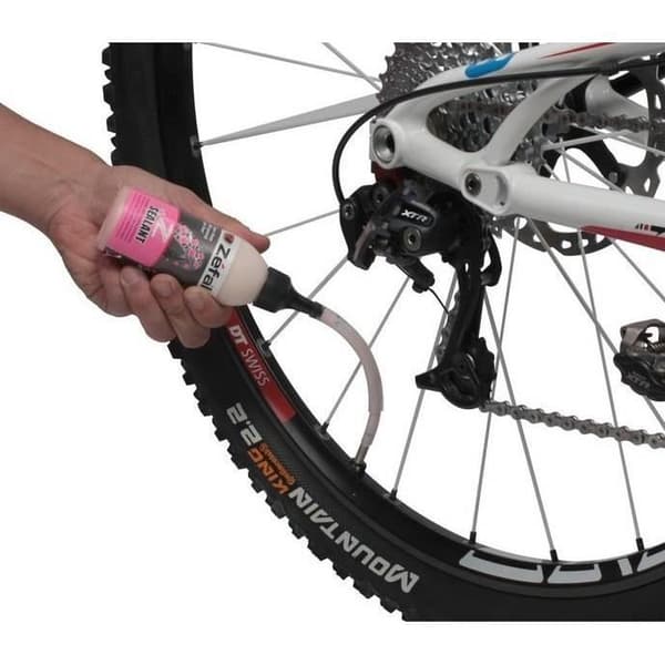 ZEFAL - Z Preventive Anti-Puncture Sealant Pink - 1 L + Sprutan - Blandad MTB för vuxna