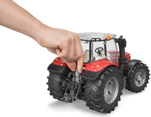 Traktor Massey Ferguson 7600