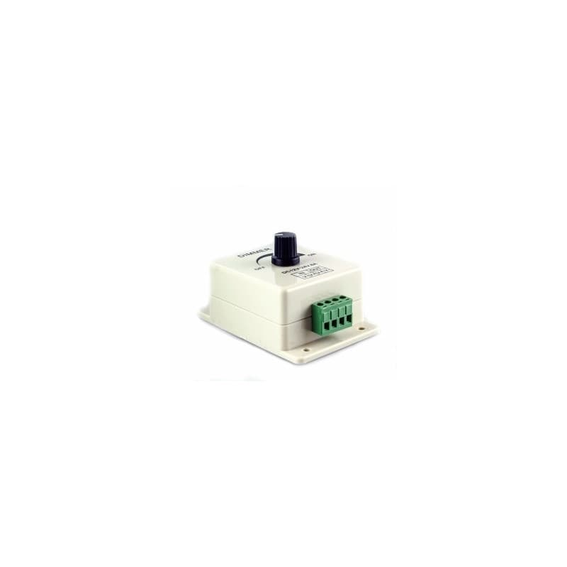 LED dimmer för DC 12V/24V 8A