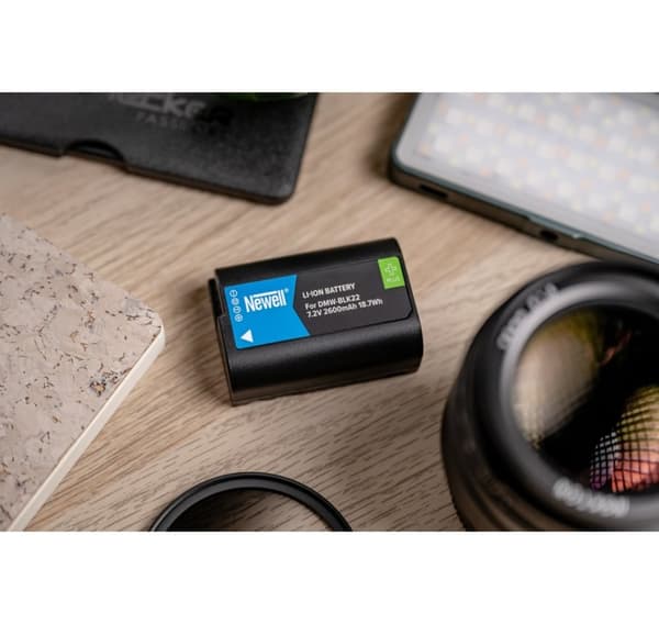 Newell batteri Plus Panasonic DMW-BLK22