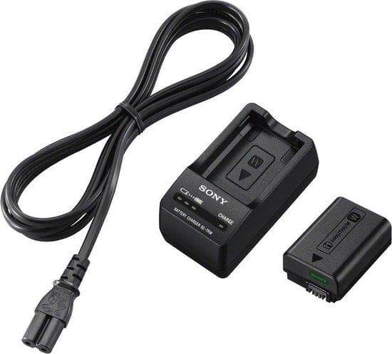 Sony tilbehørssæt ACC-TRW: NP-FW50 batteri og oplader