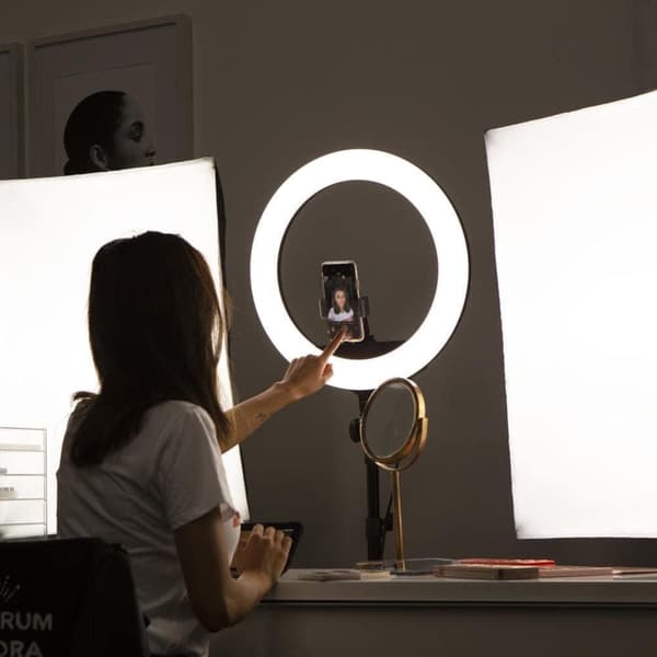 Selfie-lampa / Ring light (26 cm), stativ och fästen