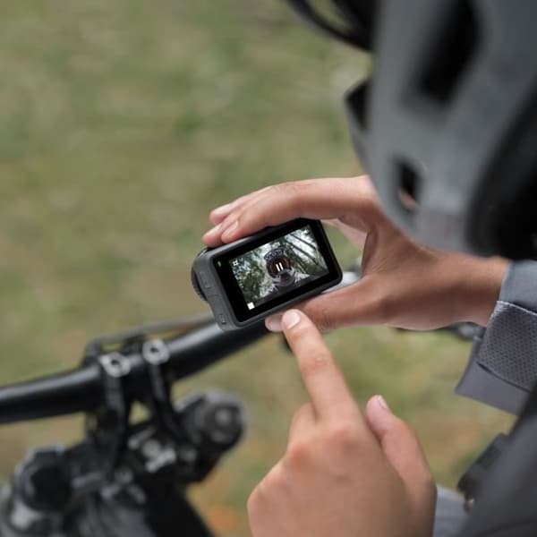 4K Actionkamera - DJI Osmo Action 3 Standard Combo - Svart