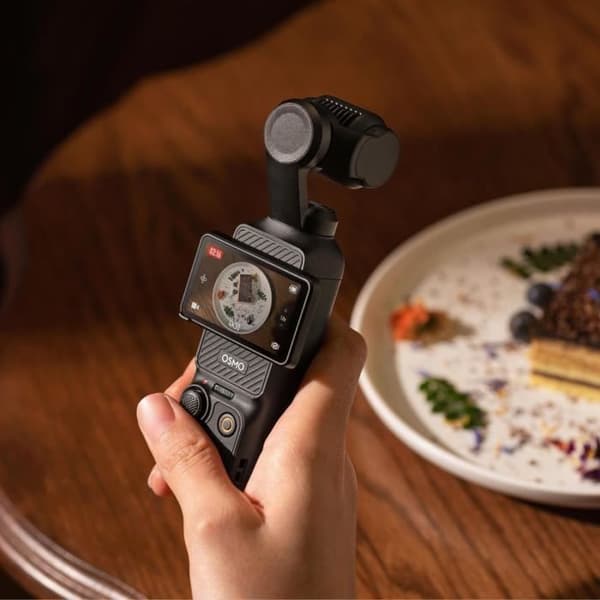 Sportkamera - DJI - Osmo Pocket 3 Creator Combo - Svart