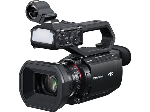 Panasonicin videokamera AG-CX18EJ musta