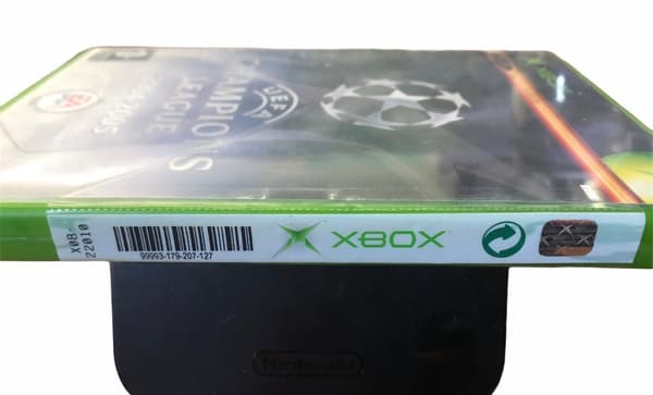 UEFA Champions league 2004-2005 Plomberat  / XBOX