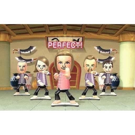 Videospel - Nintendo - Wii Fit Plus - Wii Balance Board Inkluderad - 20 nya aktiviteter - 4 program- REFURBISHED