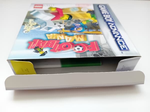 Football Mania Gameboy Advance (Used)