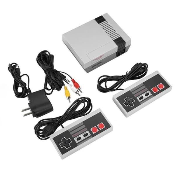Inbyggd 620 NES-spel klassisk spelkonsol + 2 gamepads- USED