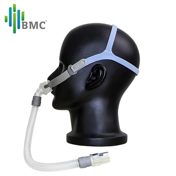 BMC CPAP Næsemaske, Komfortable Silikonepuder, Flere Størrelser Tilgængelige, Nem Justering af Hovedbånd