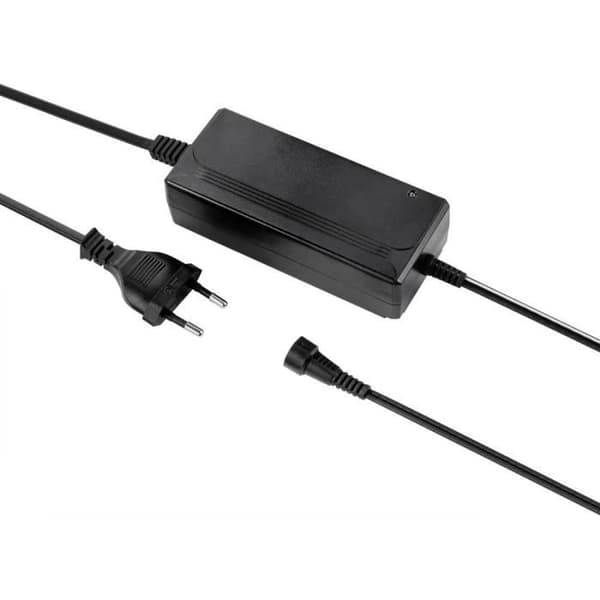 VOLTCRAFT VC-11320930 Justerbar stationär strömförsörjning 5 V-DC, 6 V-DC, 7,5 V-DC, 9 V-DC, 12 V-DC, 13,5 V-DC, 15 V-DC 3 A