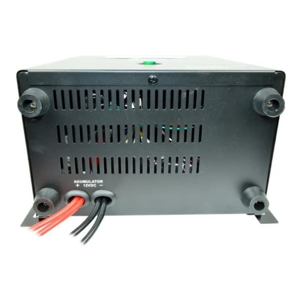 Konverter sinusPRO 800W 12V/230V svart