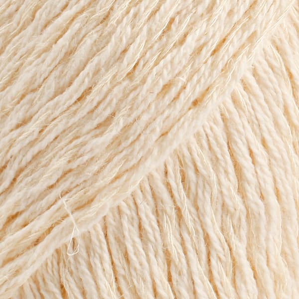 Belle Uni Colour Garn Bomullmix 50 g Off White 02 Drops