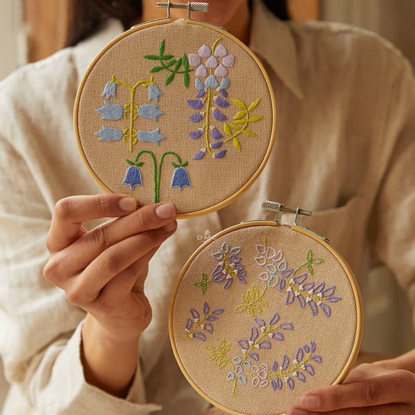 Broderisett med 2 vårtema fra DMC Mindfulness