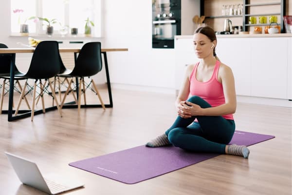 Gymnastikmåtte til yoga, pilates, fitness, 183x61cm, tykkelse 1cm, NBR materiale, lilla, REBEL ACTIVE