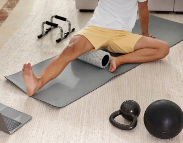 STOR SKUM MASSAGE RULLE TIL RULLING MED NØDDER 33 CM
